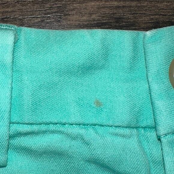 Vineyard Vines Shorts - Picture 4 of 6